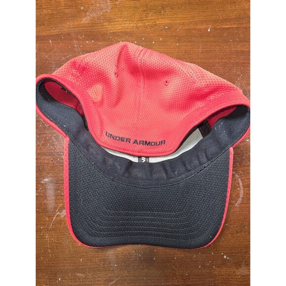 Under Armour Hat Men's L/XL Red Blitzing Cap Structured Stretch Fit Golf Logo - Picture 2 of 8